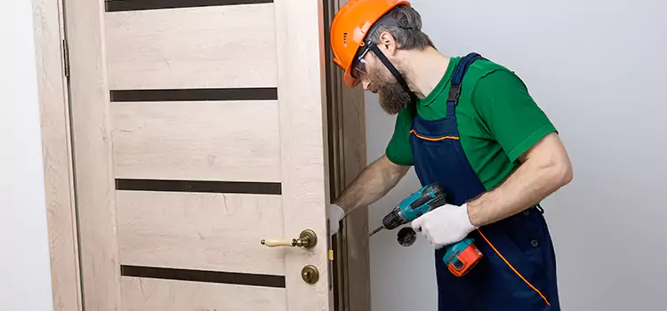 Replace Internal Door Handle with Lock South Valley